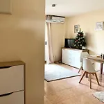 Rosaleda 1 דירה דניה